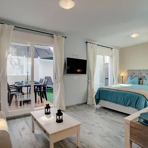 Malaga Lodge Studio , Malaga Spain
