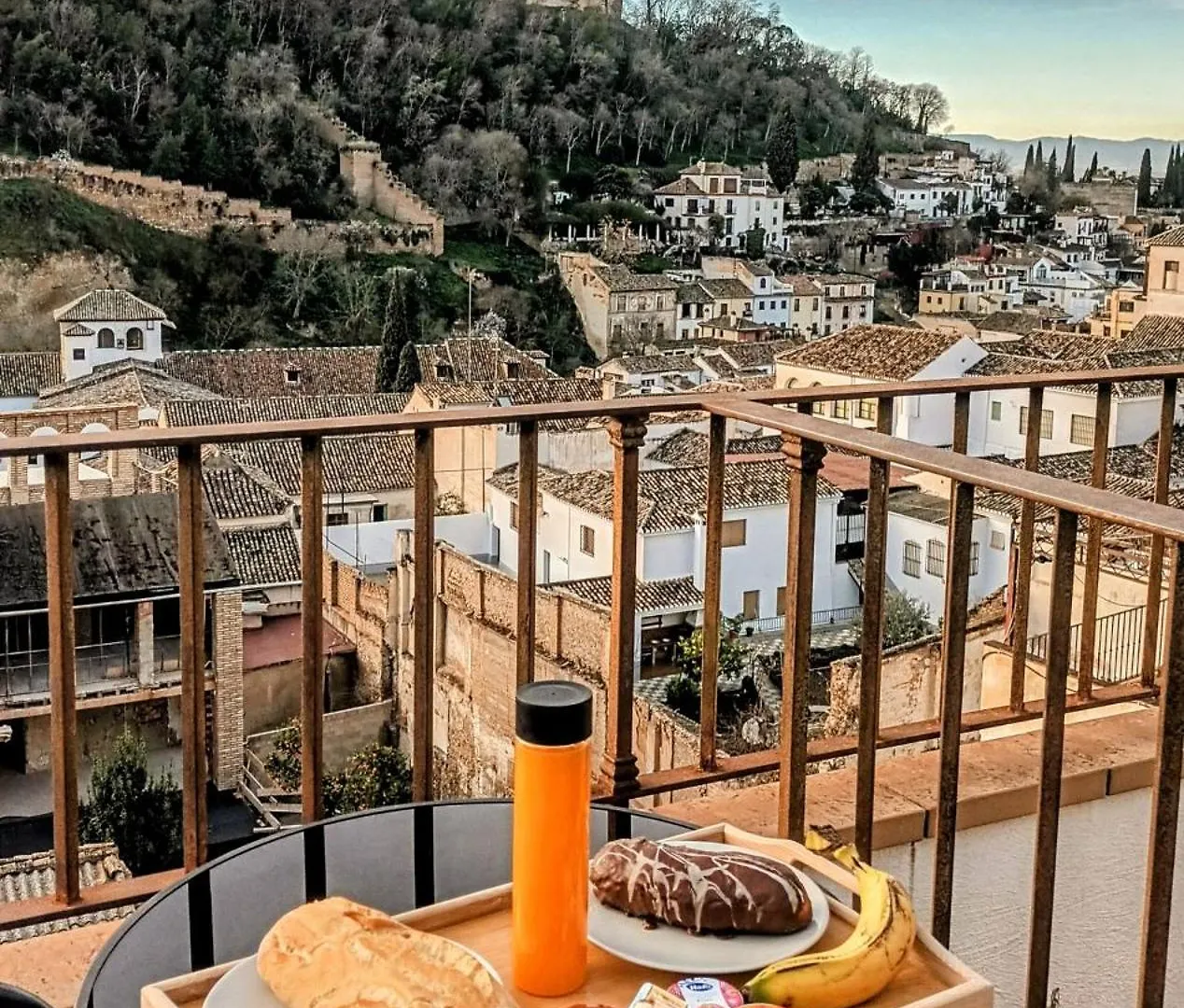 Apartamentos Alhambra Granada Apartment