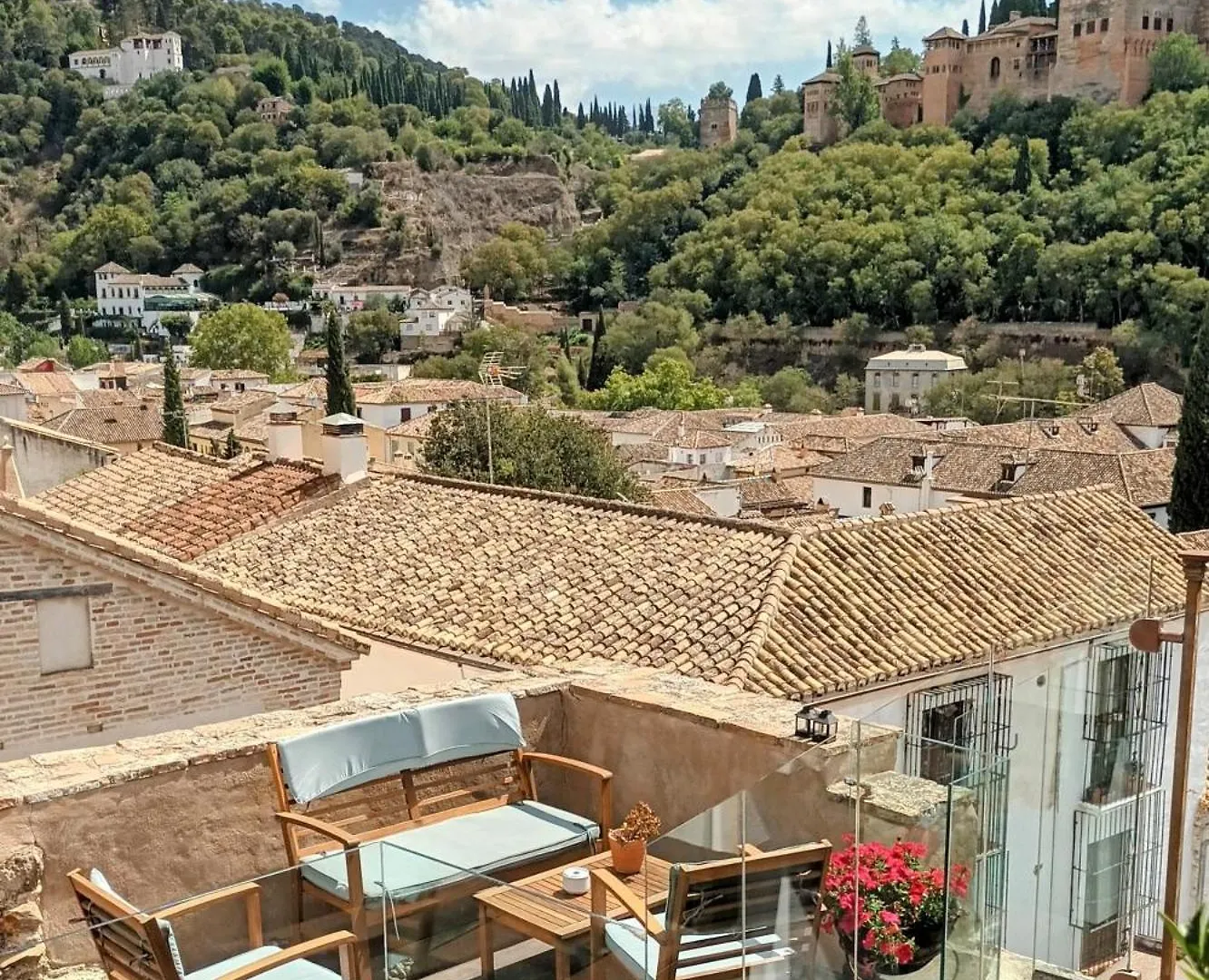 Apartamentos Alhambra Granada Spain